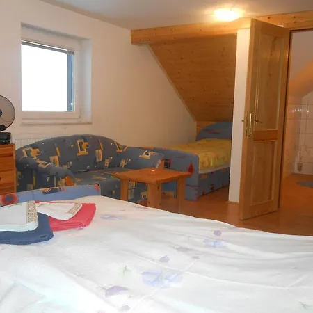 Turisticna Kmetija Grasic - Gradisnik Hočko Pohorje